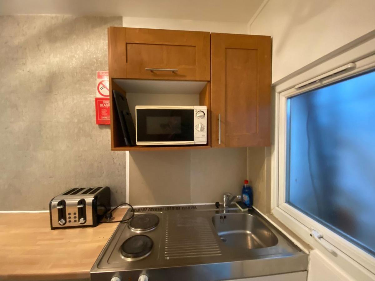 Appartement F1-Basement Studio Fits 3 Near Paddington à Londres Extérieur photo